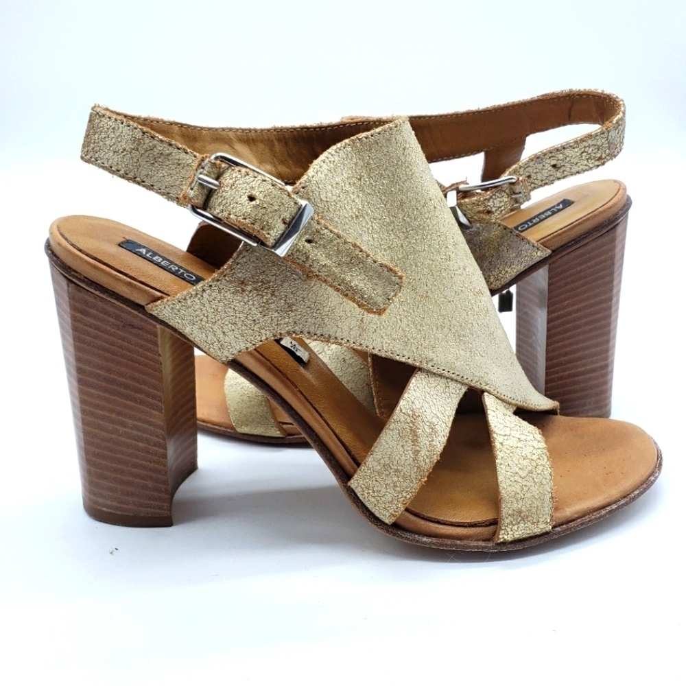 Alberto Fermani heeled sandals Women EU 40 gold crackle leather side buckle